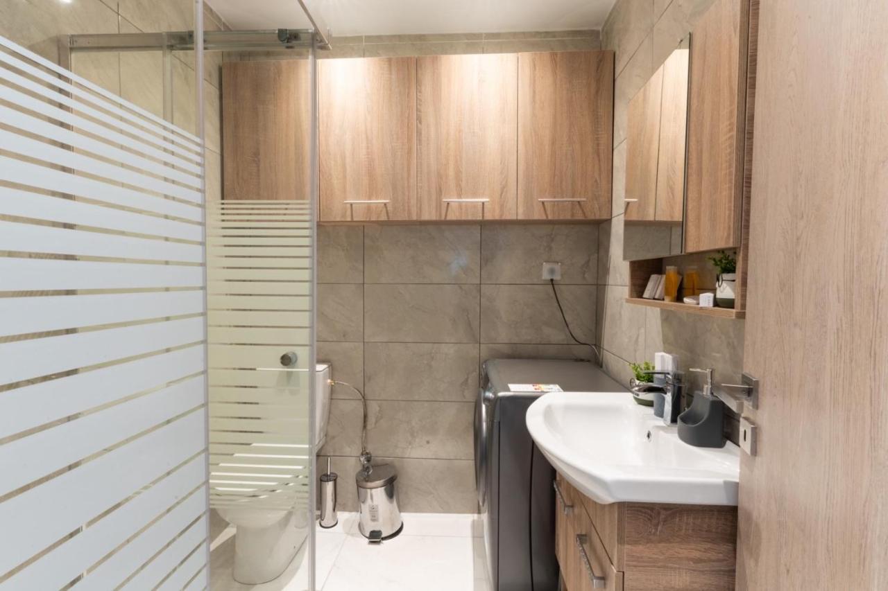 Aiolos Luxury Suite 3 Agios Dimitrios Near Metro Афіни Екстер'єр фото