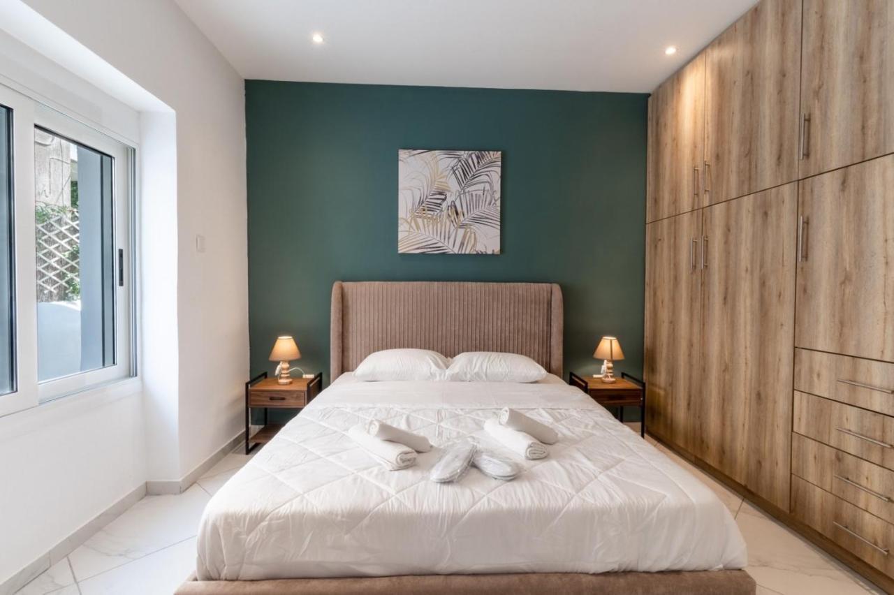 Aiolos Luxury Suite 3 Agios Dimitrios Near Metro Афіни Екстер'єр фото